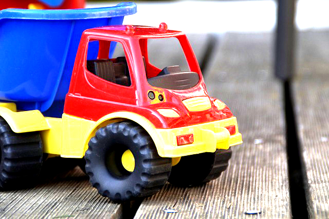 トラックまで運ぶ