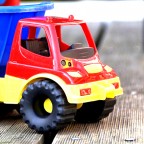 トラックまで運ぶ